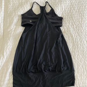 Lululemon racer back tank top with built in bra.